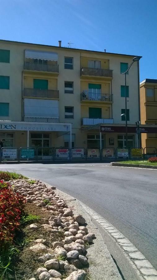 Ferienwohnung Noemi San Vincenzo Exterior foto