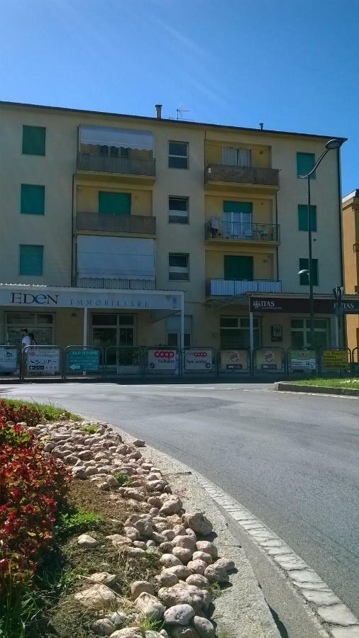 Ferienwohnung Noemi San Vincenzo Exterior foto